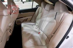 تۆیۆتا کامری